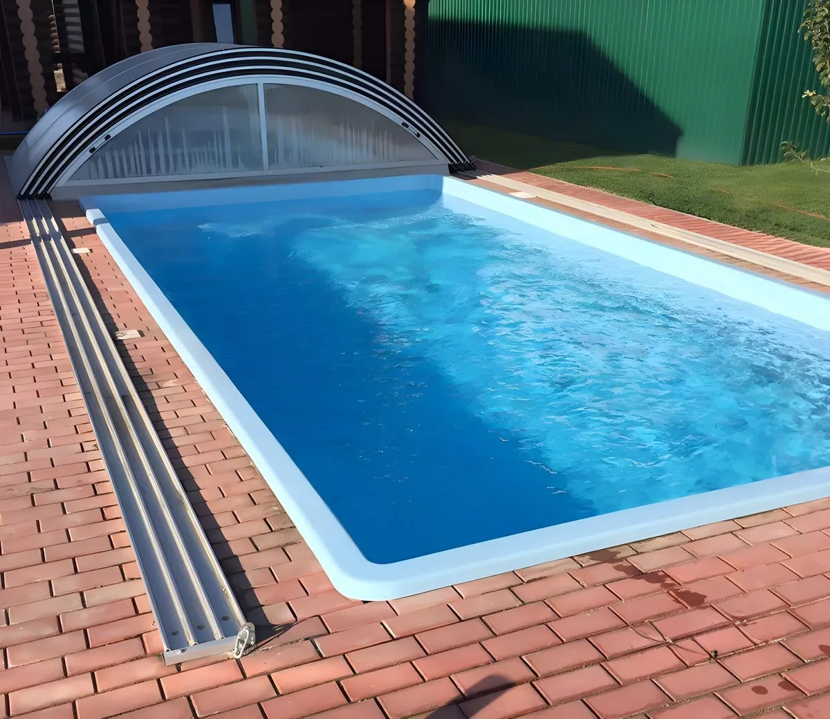 Laguna 7 — вечернее освещение в Иркутске